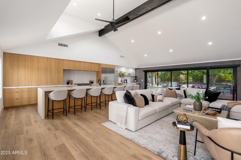 4421 E Earll Dr - 12