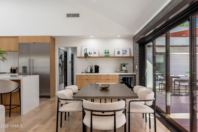 4421 E Earll Dr - 20