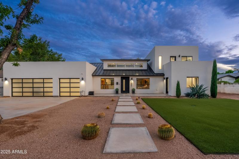 4421 E Earll Dr - 61