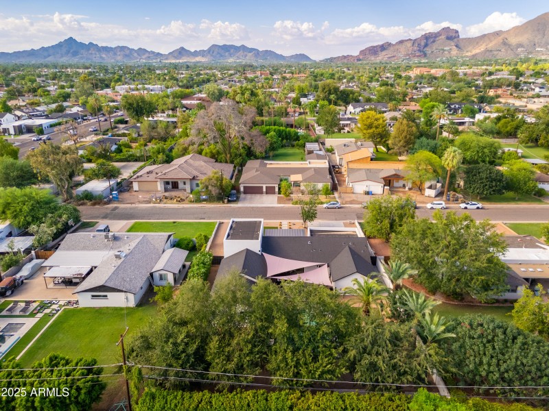 4421 E Earll Dr - 83