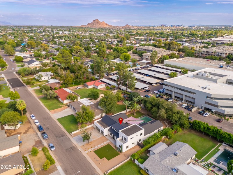 4421 E Earll Dr - 87