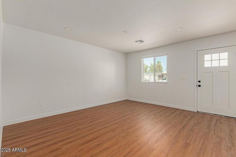 20250804023842854237000000-o