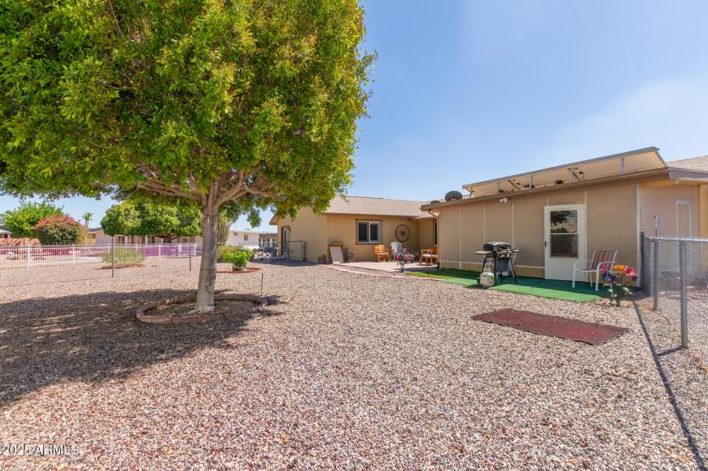 40 - Meadow Park 16849