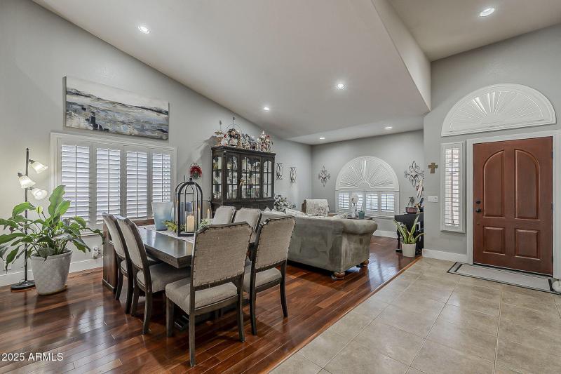 12-web-or-mls-25th Pl-12