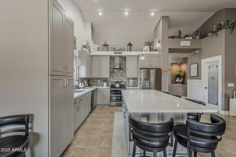 20-web-or-mls-25th Pl-20