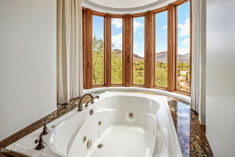 Primary Ensuite bathroom