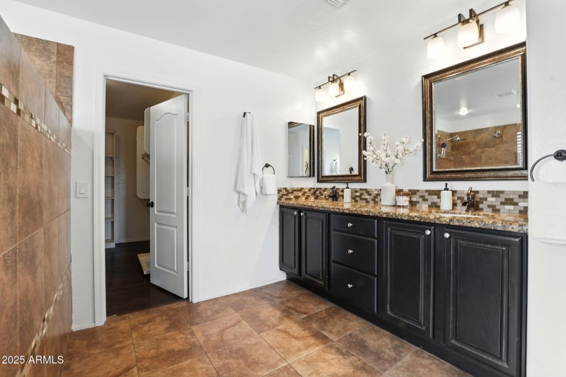 79-web-or-mls-3692 E Morning Star Ln Gil