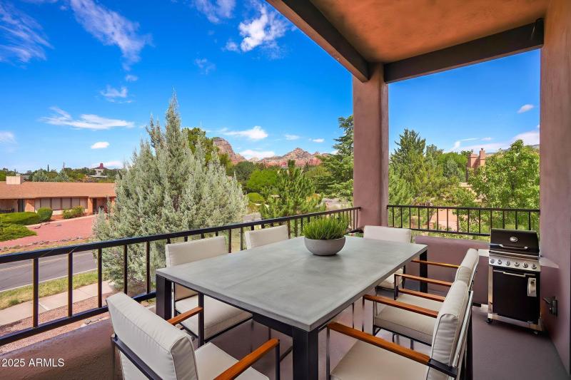 Virtually Staged Guest Balcony