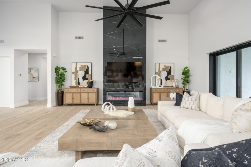 76-web-or-mls-RunawayBay-70