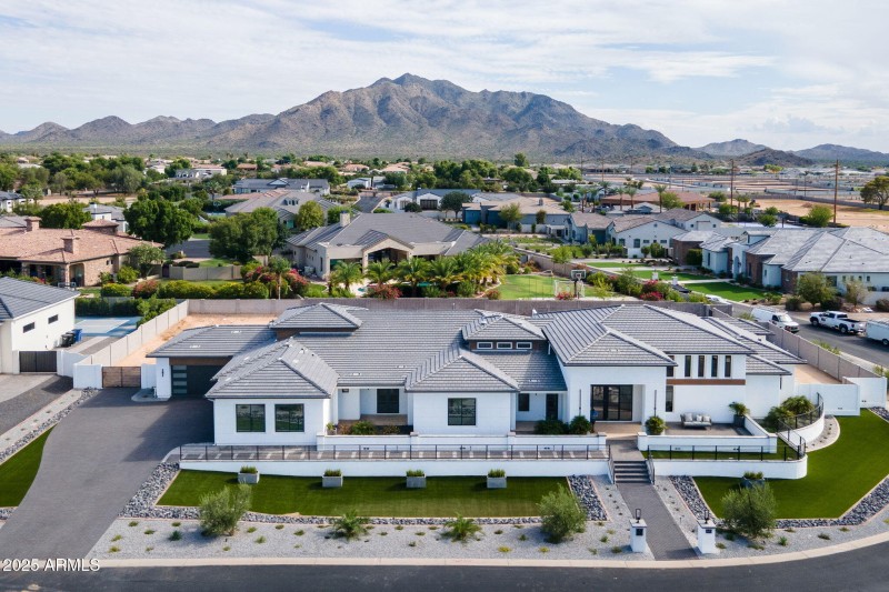 86-web-or-mls-RunawayBay-1