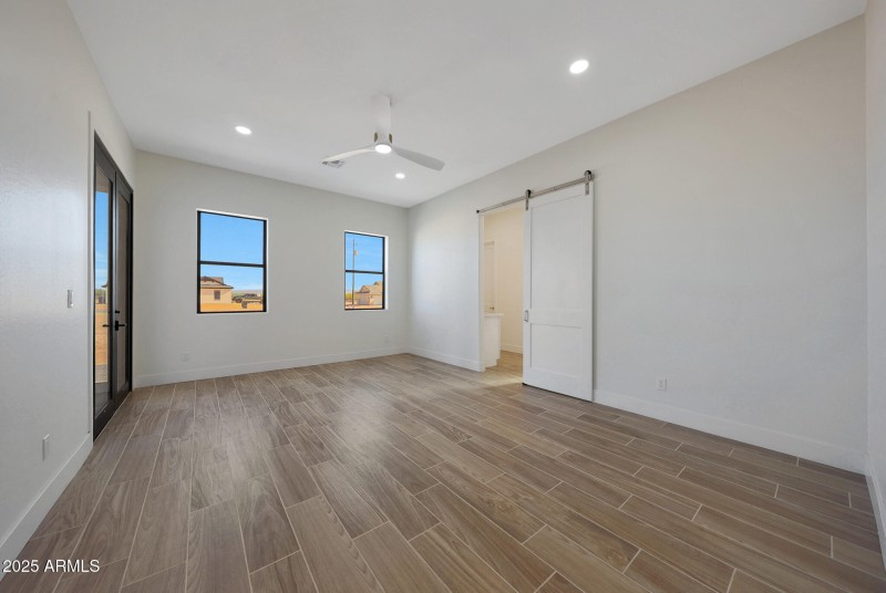 B (24) Master Bedroom