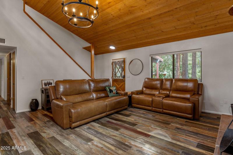 6367ChristmasTreeCir-Pinetop-AZ-8