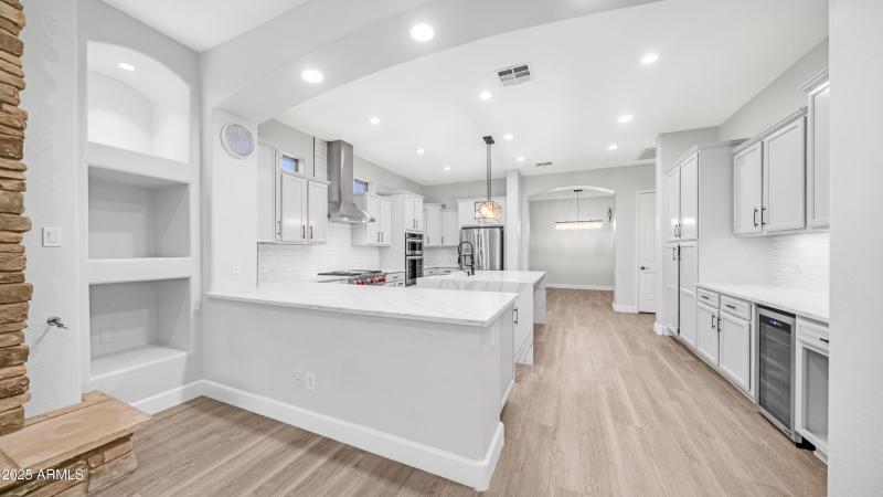 15727 W Sheridan St (8)