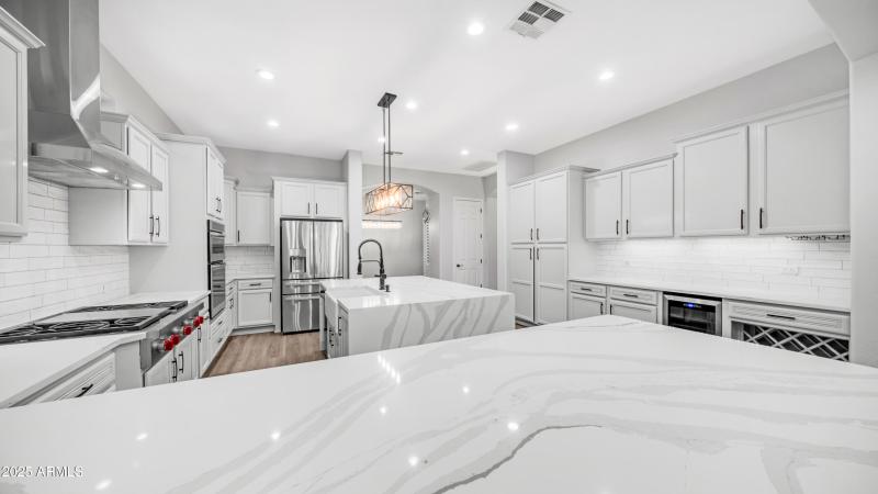 15727 W Sheridan St (10)