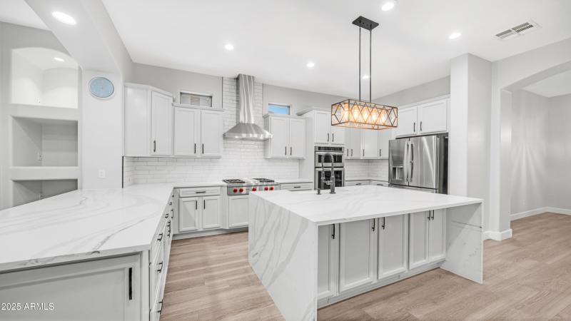 15727 W Sheridan St (12)