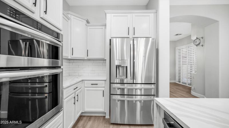 15727 W Sheridan St (17)