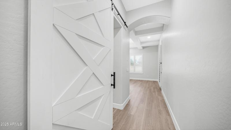 15727 W Sheridan St (21)