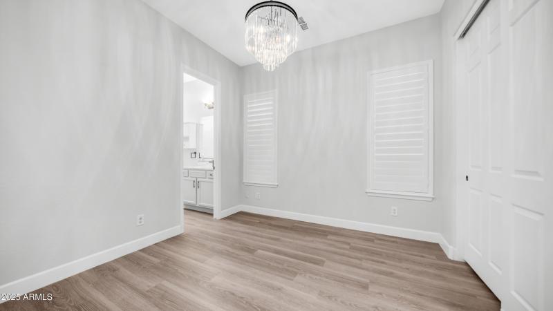 15727 W Sheridan St (36)