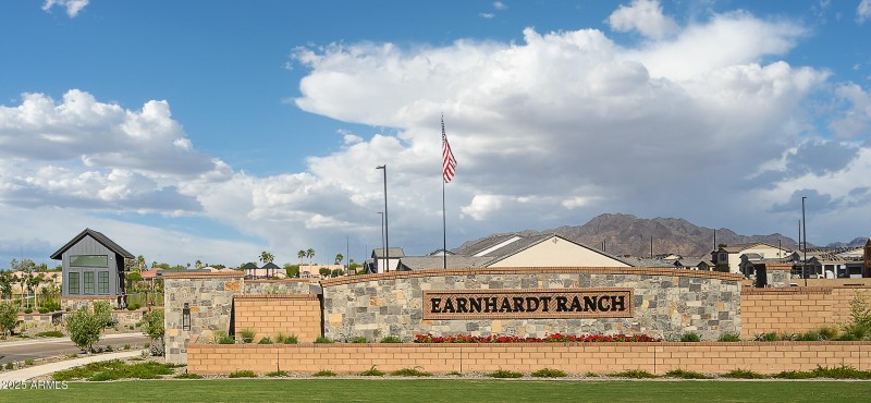 _DSC9967-2b Monument - Option 1