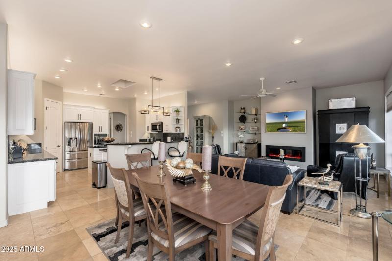 2202 E Feather Plume Ln - 09