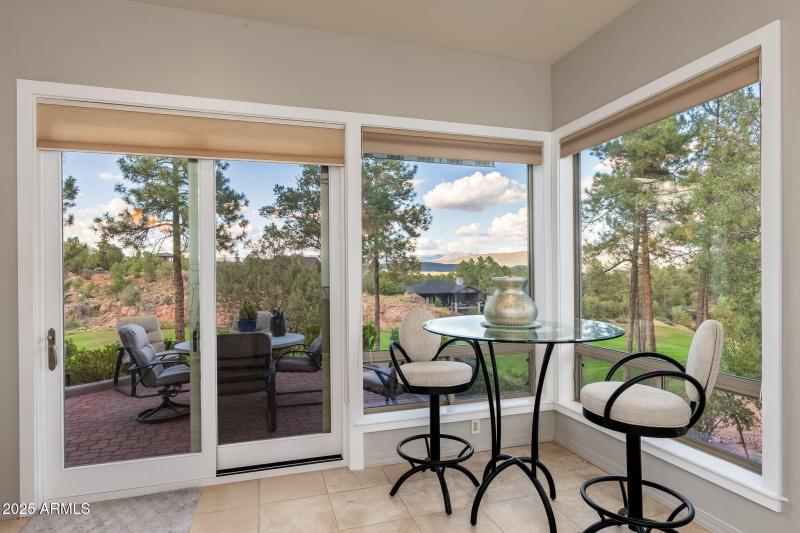 2202 E Feather Plume Ln - 10