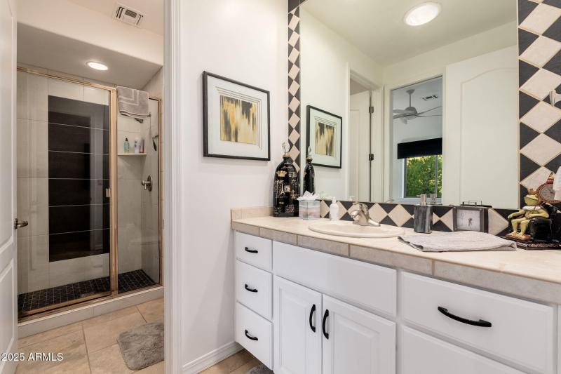 2202 E Feather Plume Ln - 31