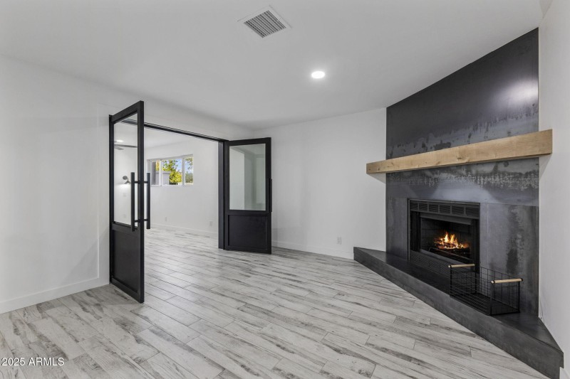 Bright Home Office with Views