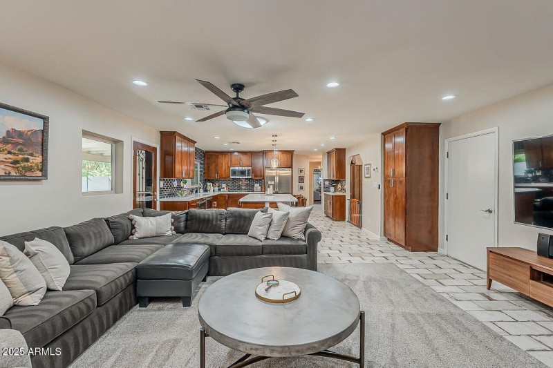 Open Kitchen-Living area