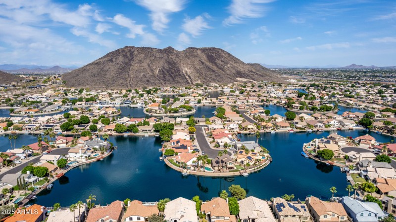 Arrowhead Lakes Community