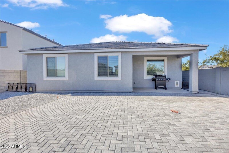 25-5612_W_Lodge_Dr23