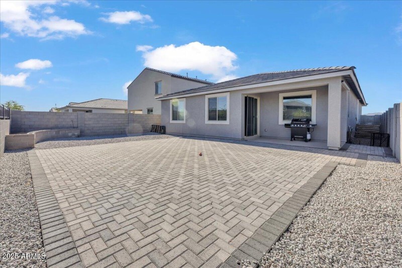 24-5612_W_Lodge_Dr22