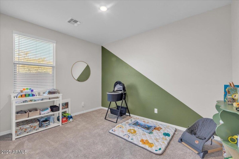 15-5612_W_Lodge_Dr17