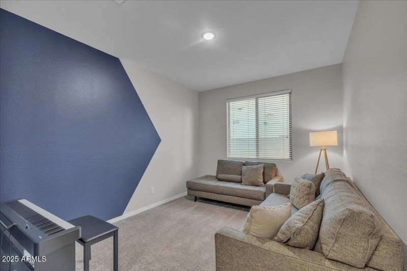 12-5612_W_Lodge_Dr13