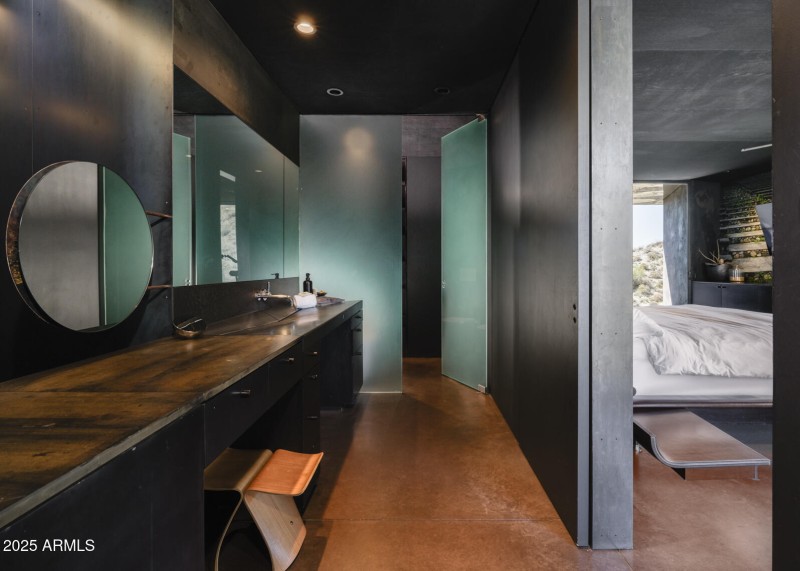 Hidden Valley Desert House