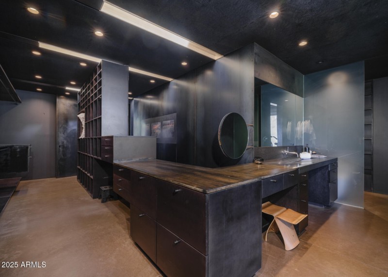 Hidden Valley Desert House