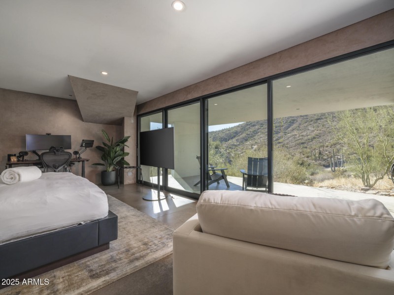 Hidden Valley Desert House