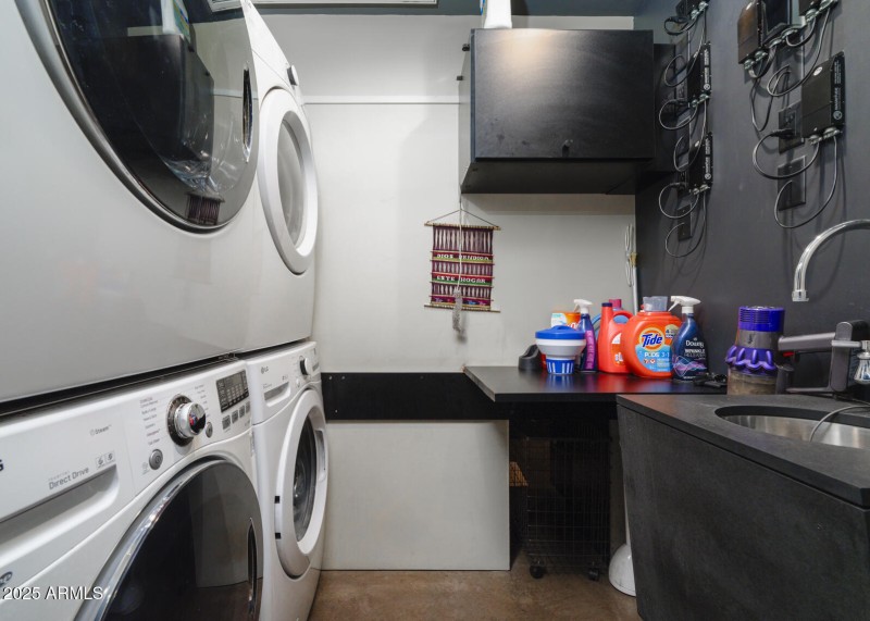 Hidden Valley Desert House