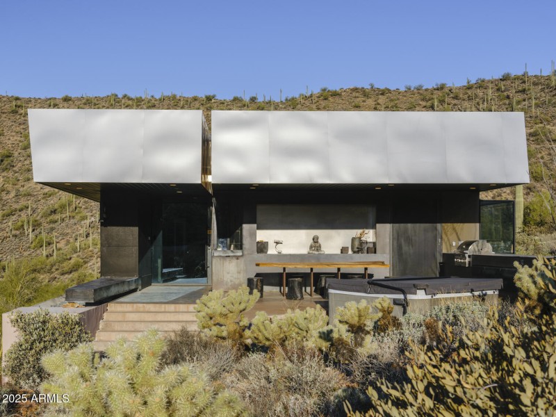 Hidden Valley Desert House