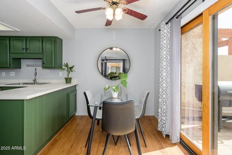 834 E FOUNTAIN ST 4 - Photo 4