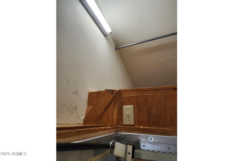 834 E FOUNTAIN ST 4 - Photo 18