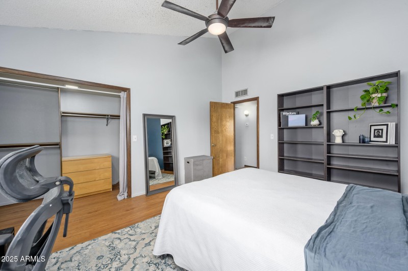 834 E FOUNTAIN ST 4 - Photo 22