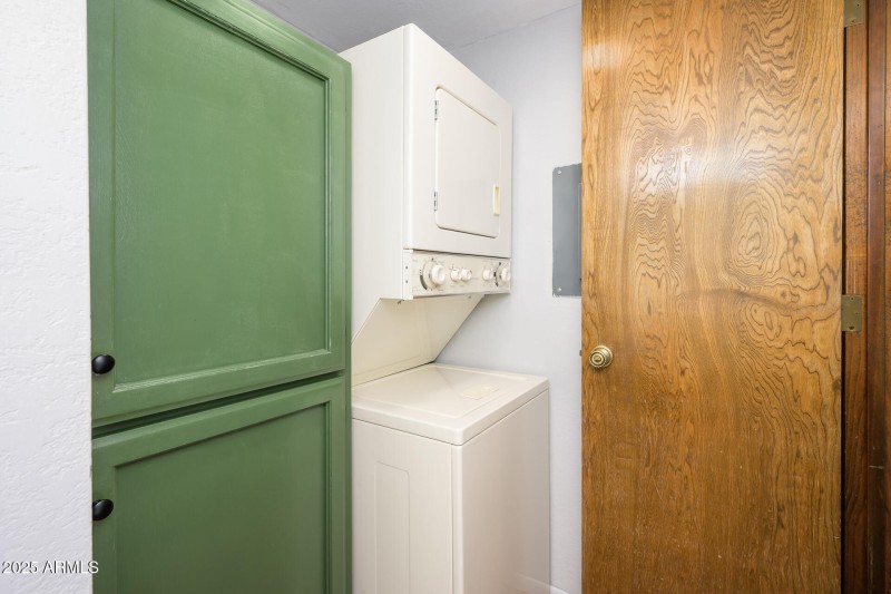 834 E FOUNTAIN ST 4 - Photo 30