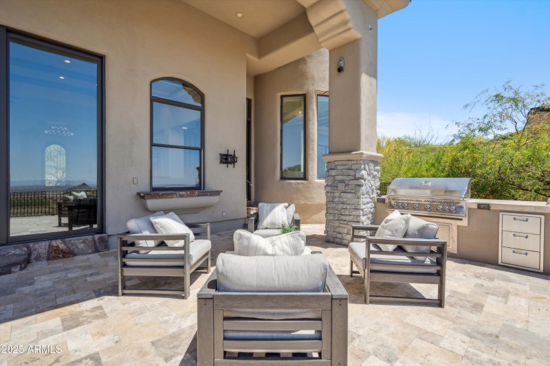 Outdoor Sitting Area