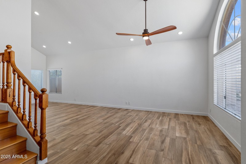 1419 W Thunderhill Dr-6