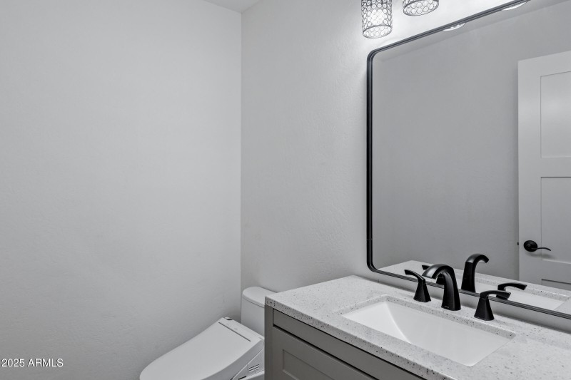 1419 W Thunderhill Dr-11