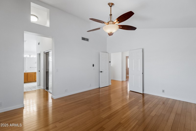 1419 W Thunderhill Dr-25