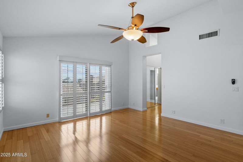 1419 W Thunderhill Dr-26