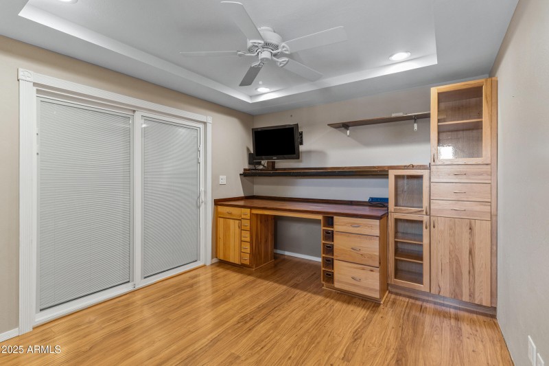 1419 W Thunderhill Dr-33