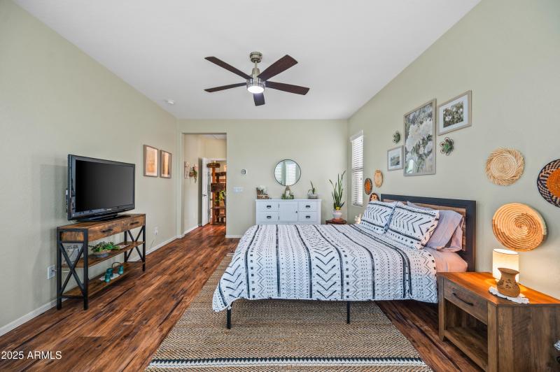 42774EDarterDrive-38