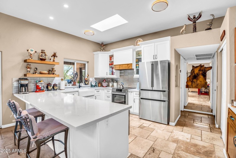 Fully updated kitchen